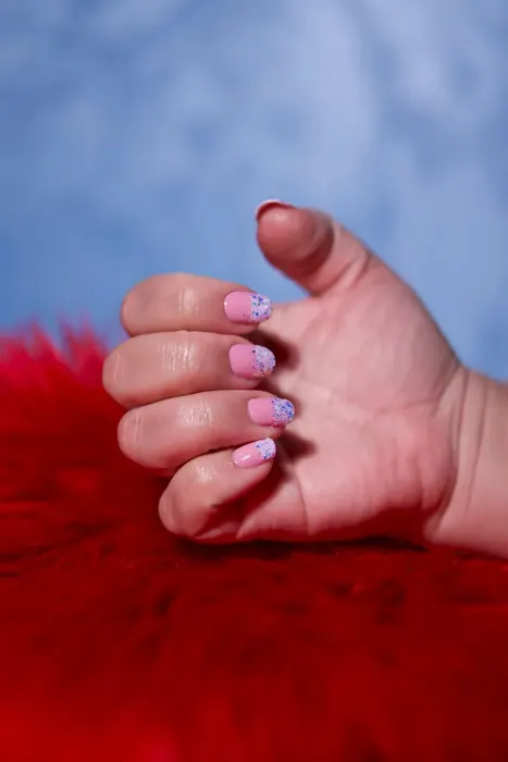 Pink and glitter accents — inspiration photograph